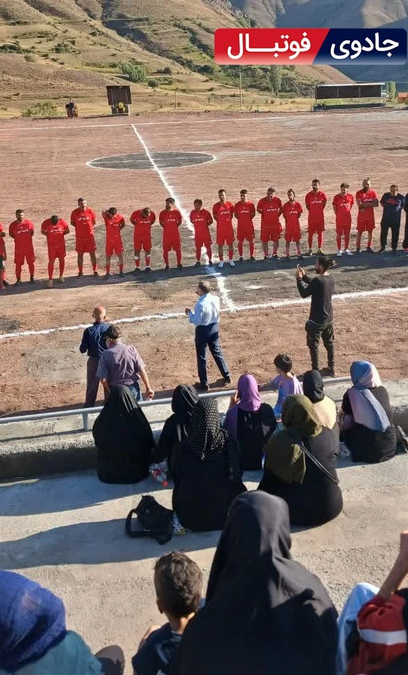 مسئولان بخش بلده نور توانمندتر از فدراسیون فوتبال